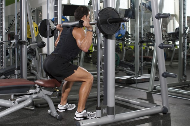 sentadilla en multipower