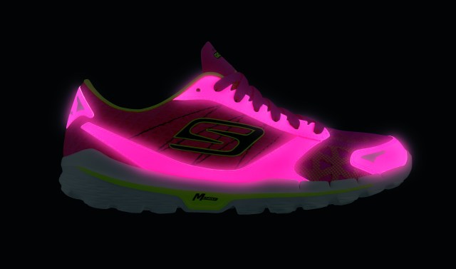 skechers-gorun-3-nite-owl