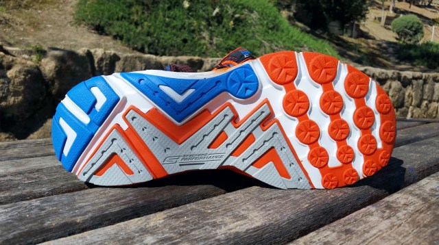 skechers go run forza opinión