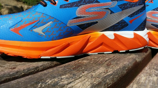 skechers go run forza opinión